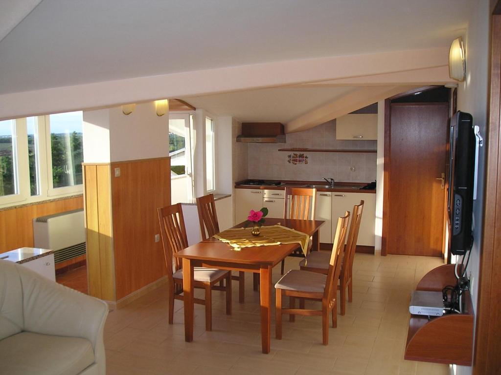 Gargamelo Pension Poreč Rum bild