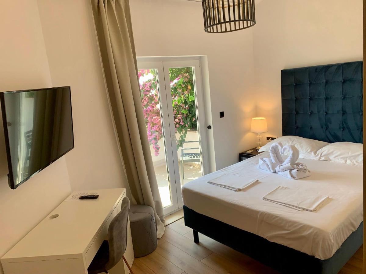 Gargamelo Pension Poreč Exteriör bild
