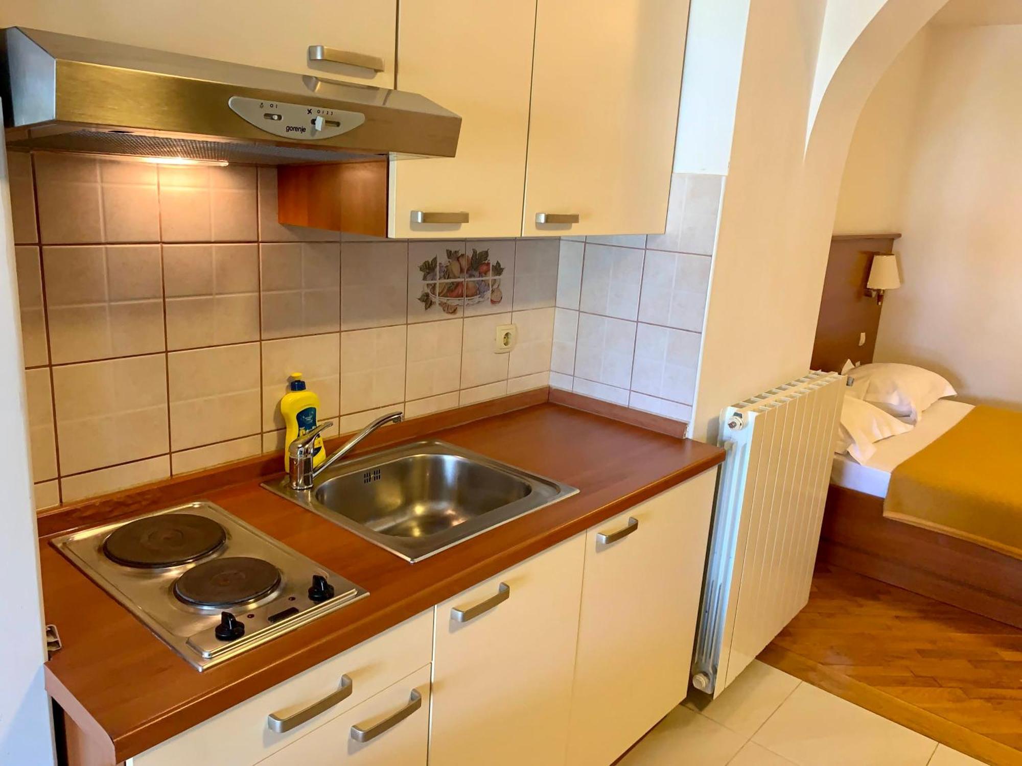 Gargamelo Pension Poreč Exteriör bild