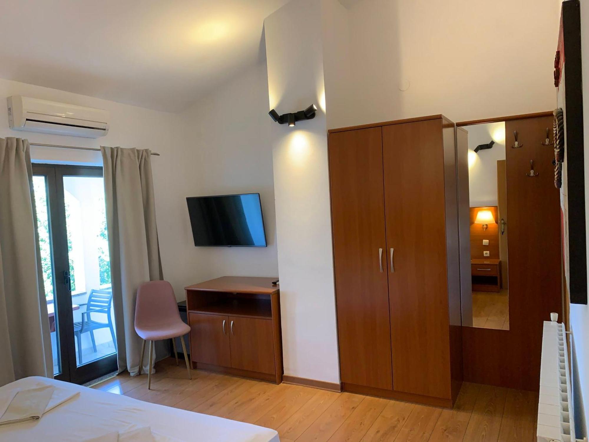 Gargamelo Pension Poreč Exteriör bild